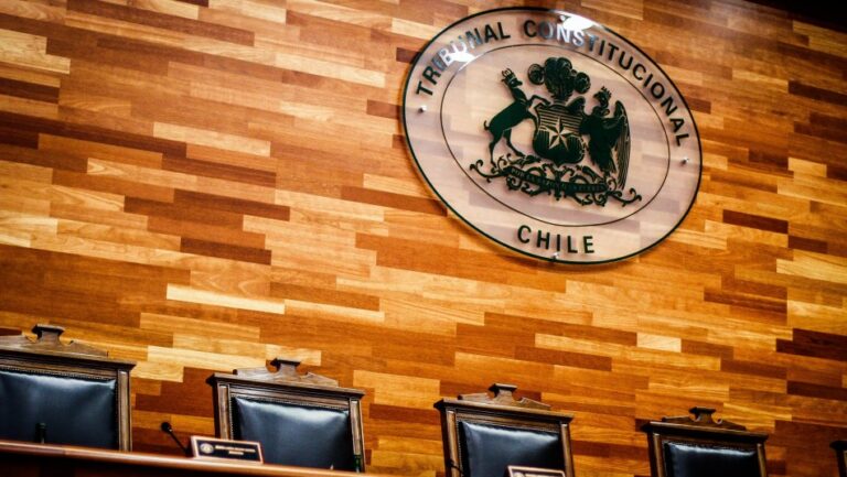 Tribunal Constitucional declara admisibles recursos que buscan impugnar siete indultos otorgados por Boric