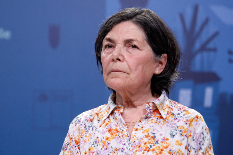Paulina Saball: Las labores deben ser “integrales” y “lo más cerca posible de las personas”