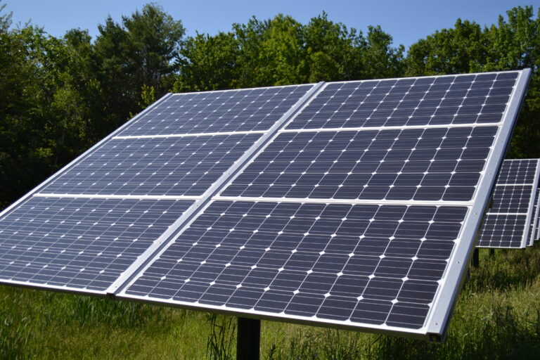 Próximamente, instalarán paneles fotovoltaicos en sector rural Lomas del Toro