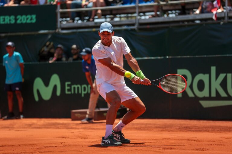 Garín lleva a Chile a la final de la Copa Davis