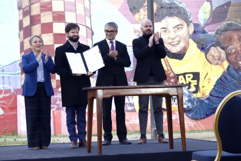 Congreso aprueba ley que aumenta el Bono Invierno 2023