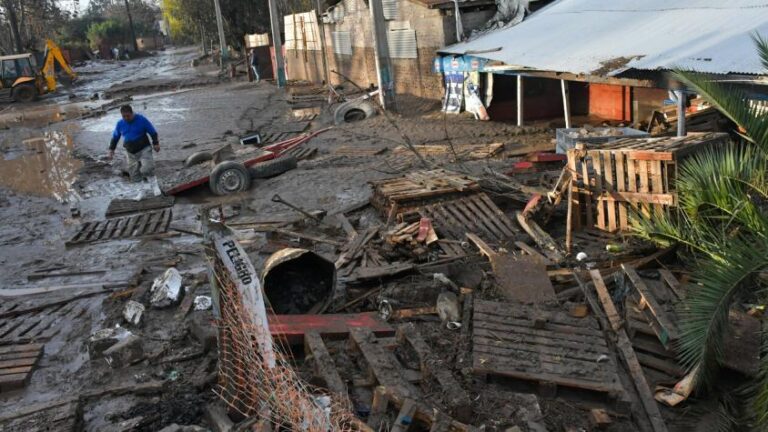 Seremi de Desarrollo Social inició aplicación de ficha FIBE en las zonas afectadas por las lluvias