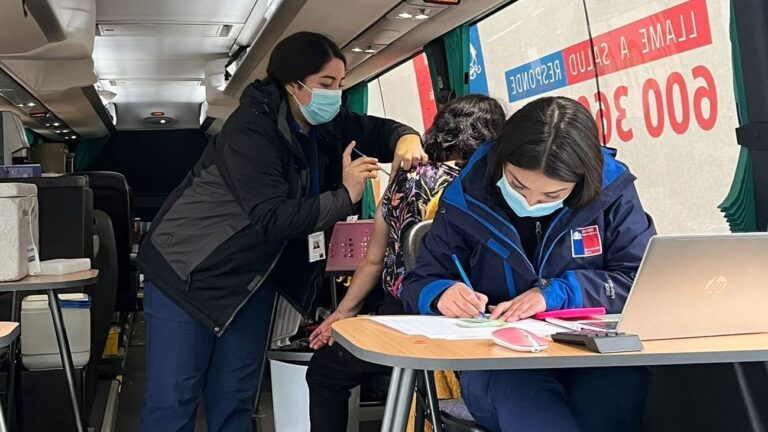 Vacunación contra la influenza se extiende a la población general