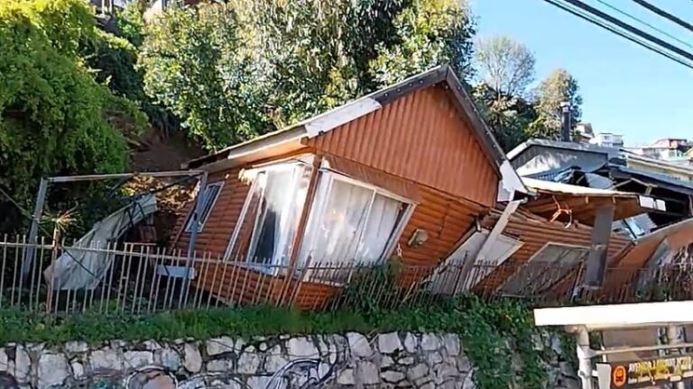 Remoción en masa afecta al sector del Cerro Alegre de Tomé