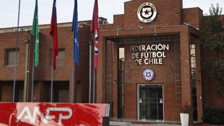 Presidentes de clubes de Primera División tuvieron una tensa reunión con el directorio de la ANFP para abordar los vínculos del fútbol chileno con las casas de apuestas