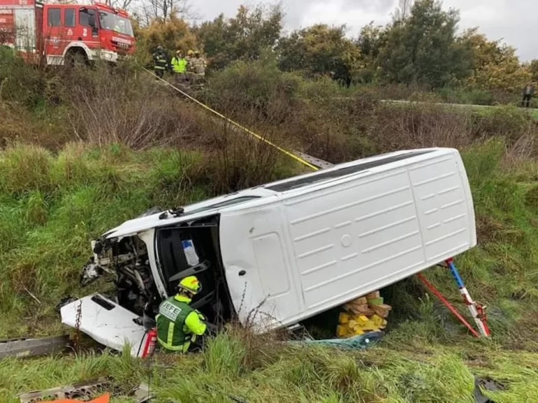 Cuatro personas fallecidas en accidente vehicular