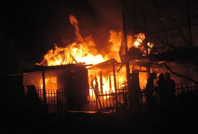 Collipulli: Niña de 12 años perdió la vida en incendio
