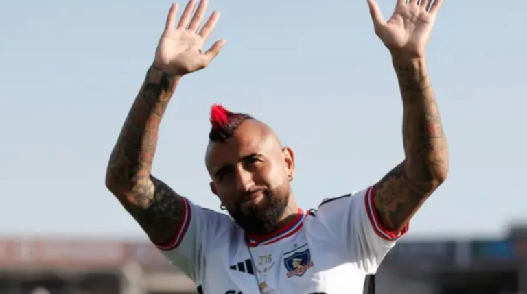 Blanco y Negro aprueba la llegada de Arturo Vidal a Colo Colo