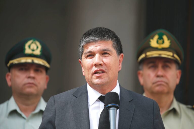 Subsecretario Monsalve tras reunión con policías y Gendarmería para analizar la crisis en Ecuador: “En Chile el Estado tiene el control de sus cárceles”