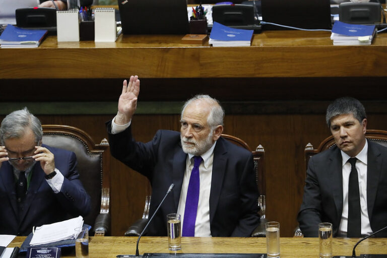 Cámara rechazó admisibilidad de la acusación constitucional contra ministro Montes