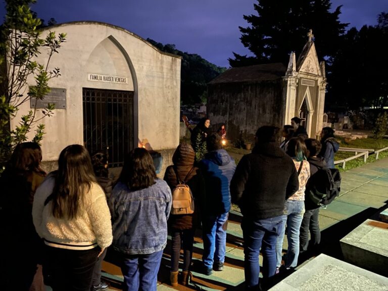 Vuelven los recorridos patrimoniales nocturnos por el Cementerio General de Temuco