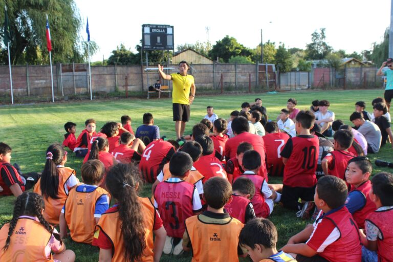“Kalule” Meléndez dio el puntapié inicial a las actividades del fútbol veraniego en Ercilla