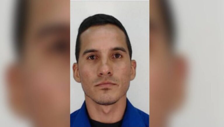 Familia del ex militar venezolano Ronald Ojeda exige ver cuerpo y perician vestimentas con sangre encontradas en Maipú
