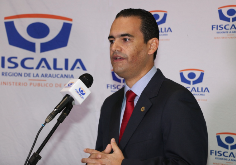 Fiscal de La Araucanía investigará triple homicidio a carabineros en la ruta que une Cañete y Tirúa