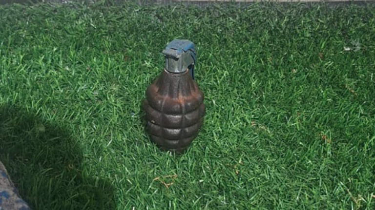 Personal del GOPE trabaja en hallazgo de supuesto artefacto explosivo en Valparaíso