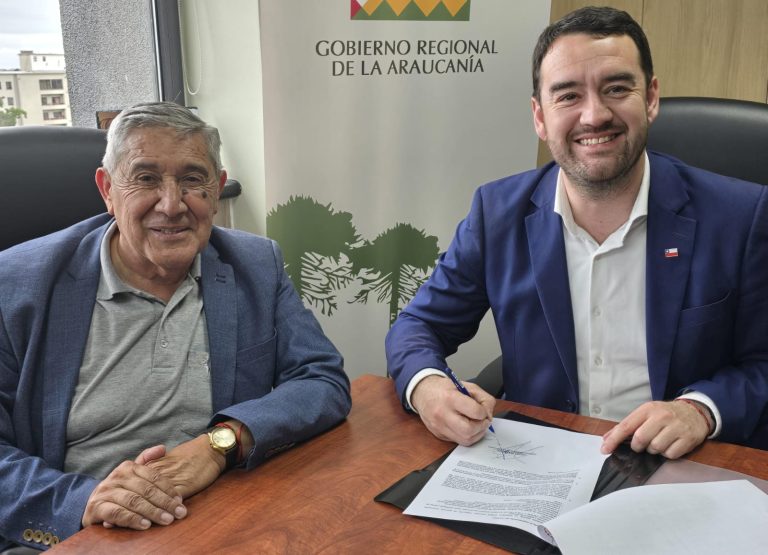 Gobernador firmó mensaje para el mejoramiento del Complejo Deportivo Mariluán de Victoria