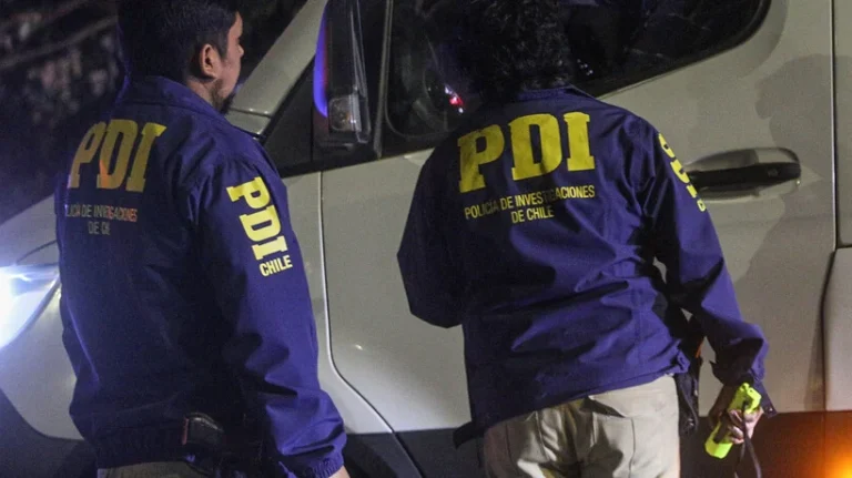 Detienen a cinco comuneros mapuches por presunta participación en ataques incendiarios de 2021