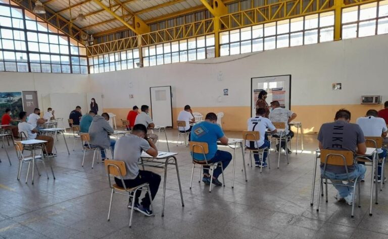 47 privados de libertad rindieron la PAES en La Araucanía