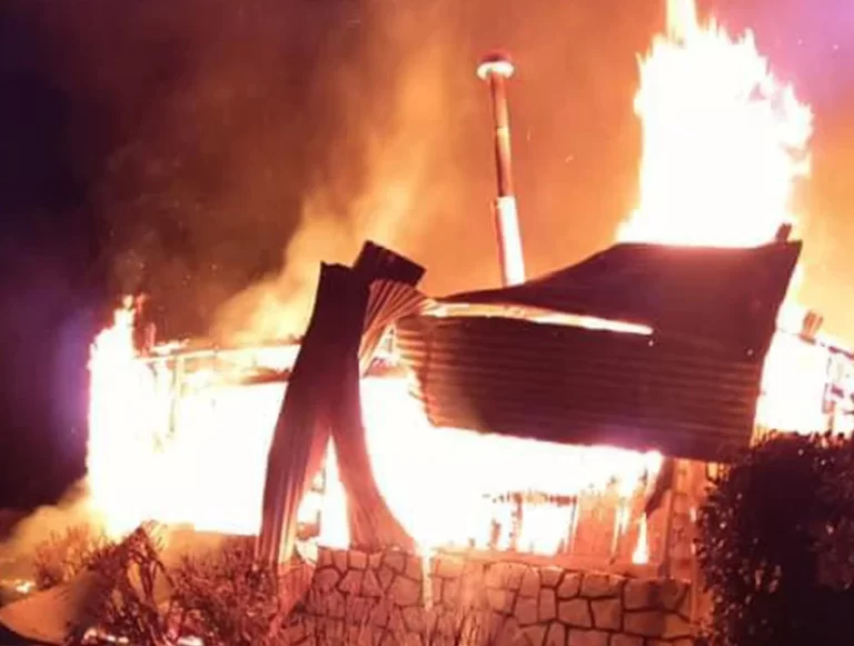 Ataque incendiario destruye vivienda en Lumaco