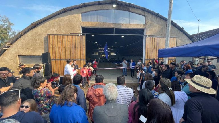 En Collipulli la comunidad Catrío Ñancul inaugura gimnasio multipropósito