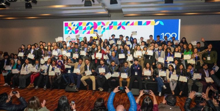 La Araucanía reconocen a 109 talentos jóvenes regionales