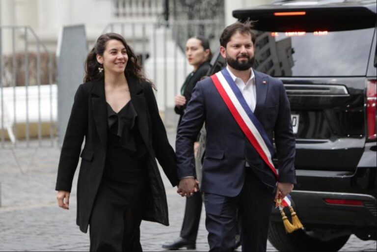 Presidente Boric se convierte en padre: confirman nacimiento de su hija Violeta